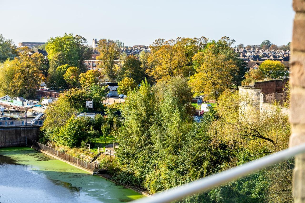 Apartment Skyview Retreat @ Ryedale House *